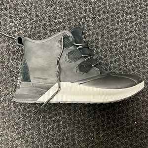 Sorel Duck Boots Out and About III